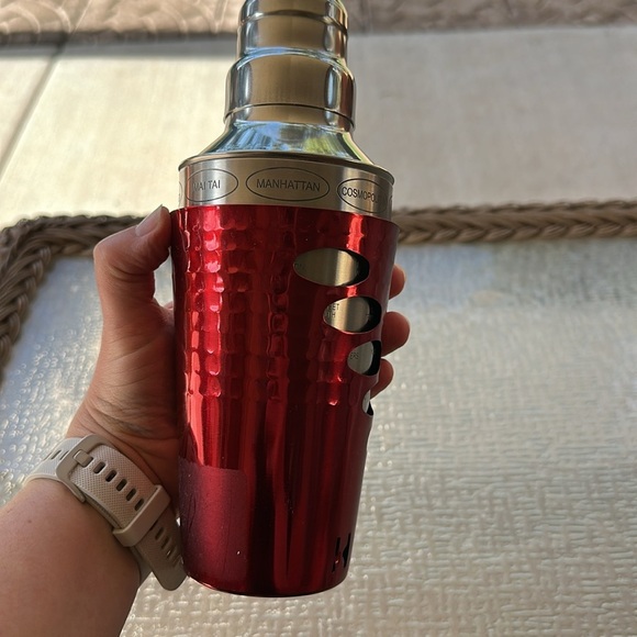Stainless Steel Red Cocktail Shaker - Picture 4 of 7